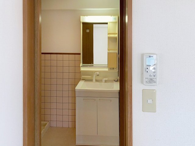 洗面設備　現況が相違する場合は現況を優先致します。2025年12月撮影