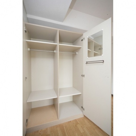 トイレ　温水洗浄便座