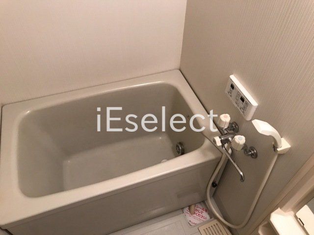 バス・シャワールーム　追い焚き機能付きです★