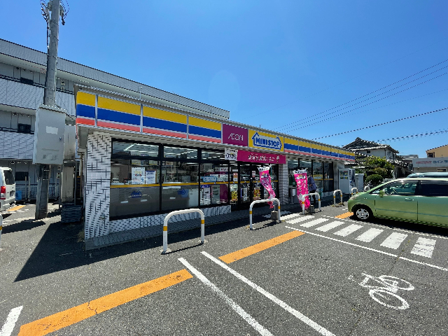 コンビニ　ミニストップ長須賀店（コンビニ）まで598m