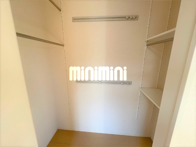 収納　自由自在に組み替えられるクローゼット！