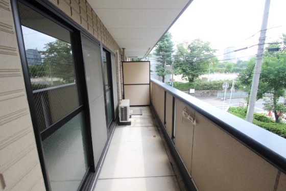 バルコニー　※別部屋の写真です