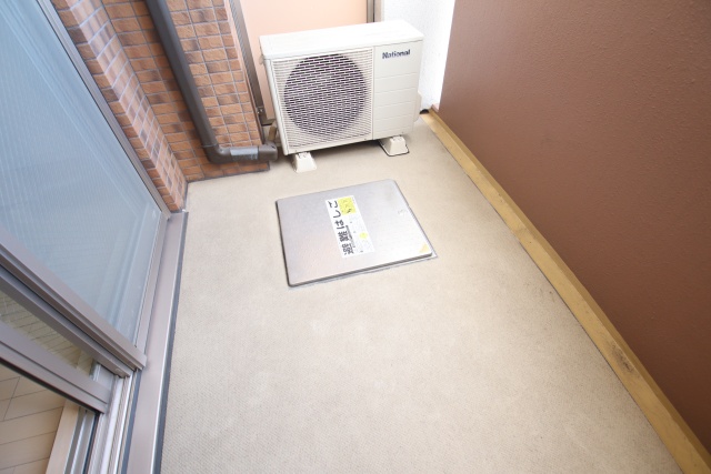 バルコニー　※別室の参考写真の為、現況優先です。