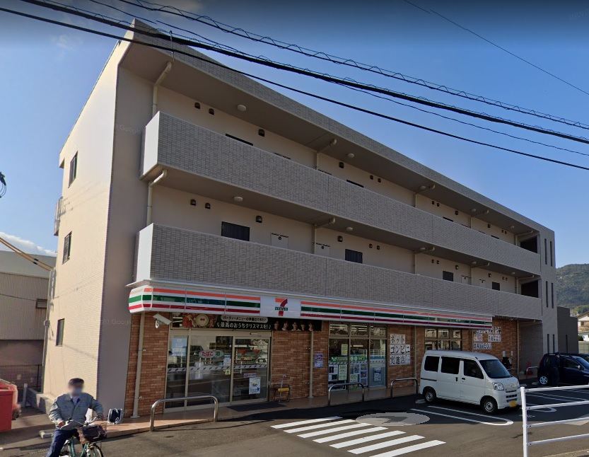 コンビニ　セブンイレブン 広島山本4丁目店（コンビニ）まで201m
