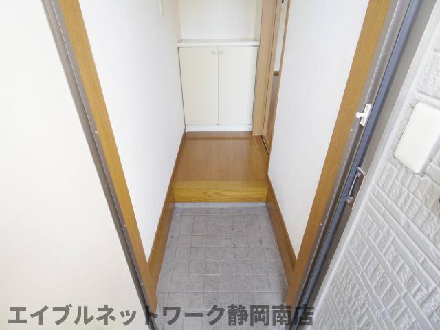 玄関　明るい玄関です