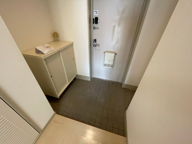 玄関　シューズボックス付き