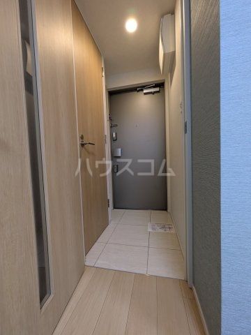 プライムアーバン西日暮里フロントの玄関写真