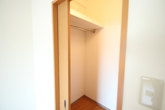 収納　※別部屋の写真です