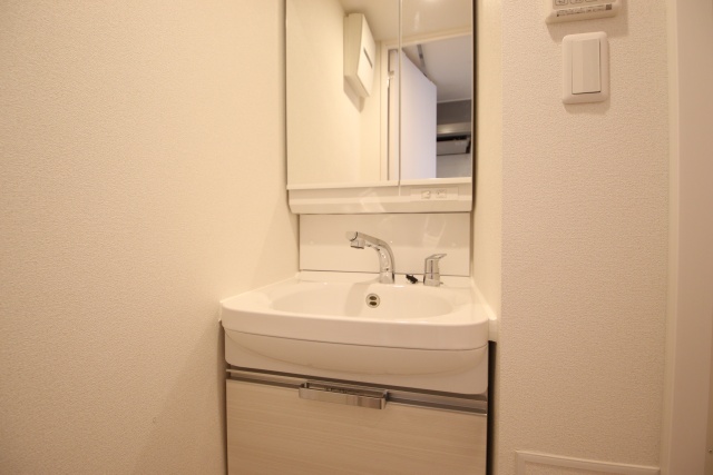 洗面設備　※別室の参考写真の為、現況優先です。