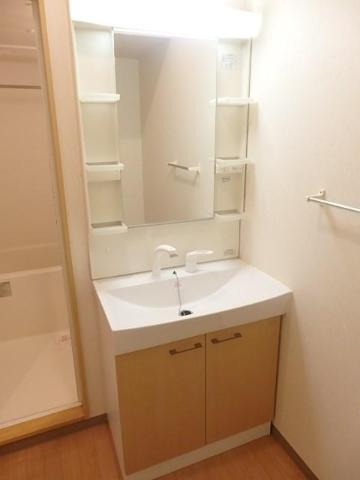 洗面設備　洗髪洗面化粧台