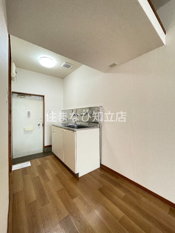 キッチン　同型別部屋写真