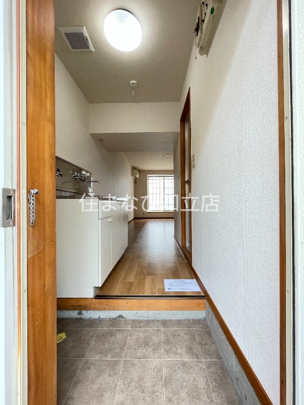 玄関　同型別部屋写真