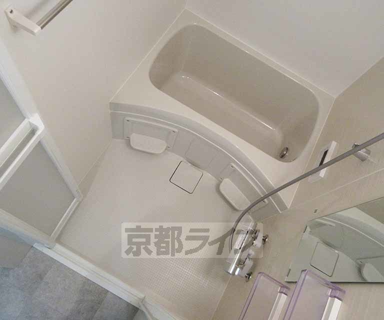 バス・シャワールーム　リラックスできるバスルーム・