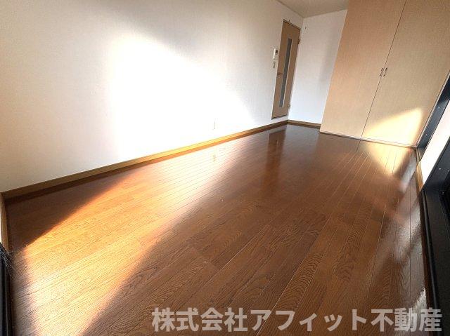 その他部屋・スペース　洋室8帖