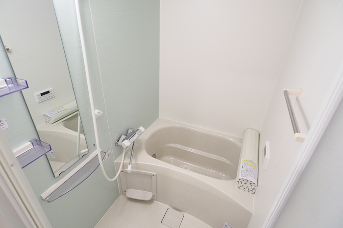 バス・シャワールーム　追焚機能付のお風呂