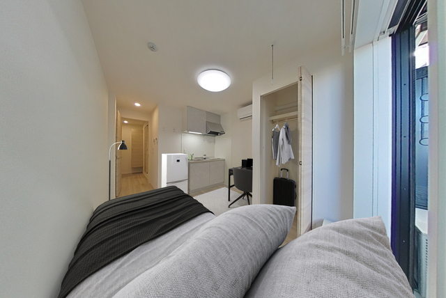 居室・リビング　画像は実際の写真にＣＧ加工（家具や調度品の削除や合成）を加え