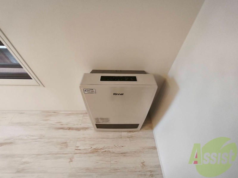 その他　暖房です。冬場の寒い日でも安心ですね～