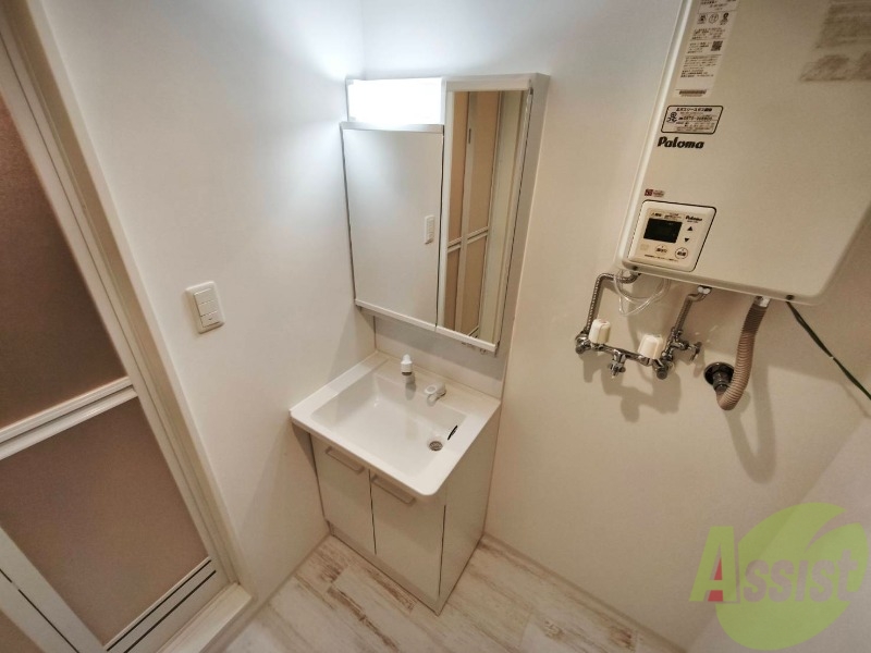 洗面設備　シャンプードレッサーで身支度もラクラクです！