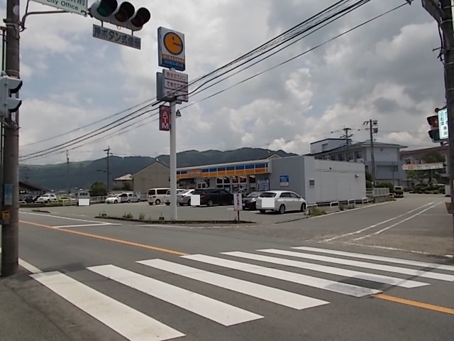 コンビニ　エブリワン（コンビニ）まで600m