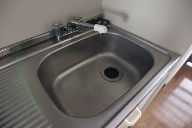 キッチン　※別号室の参考写真、現況優先です※