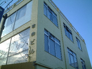 建物外観　スタイリッシュな外観です