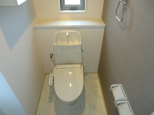 トイレ　トイレ