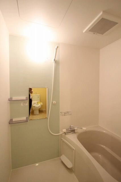 バス・シャワールーム　同物件別室