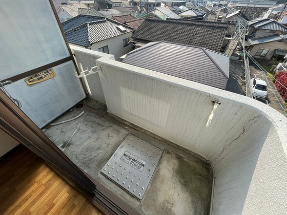 バルコニー　※別部屋の写真です
