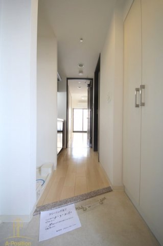 玄関　アーデンタワー本町イースト