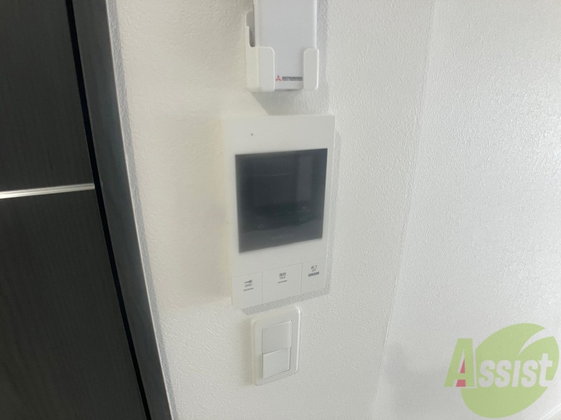 セキュリティ　ＴＶモニター付インターホンです。来客者の顔が見えるので安心！