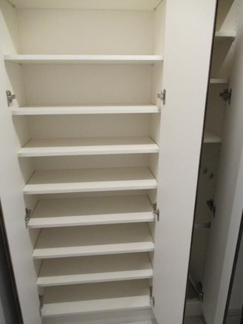 その他　シューズクローゼット