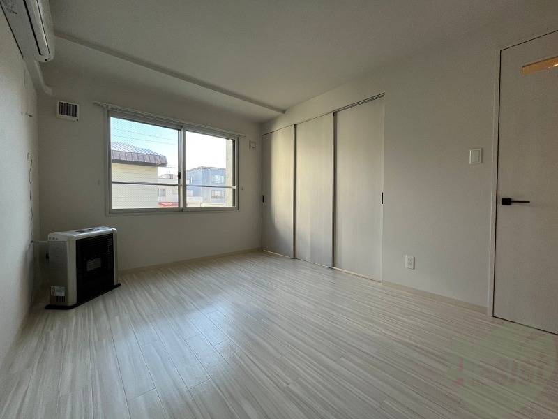 居室・リビング　広くてキレイなＬＤＫが広がっていて、充実した生活が送れそう。