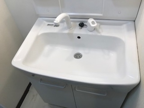 洗面設備　洗面所です