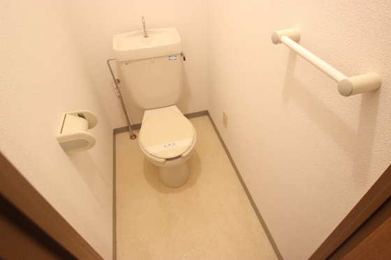 トイレ　※別部屋の写真です