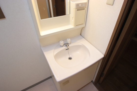 洗面設備　※別部屋の写真です