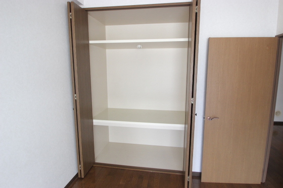 収納　※別部屋の写真です