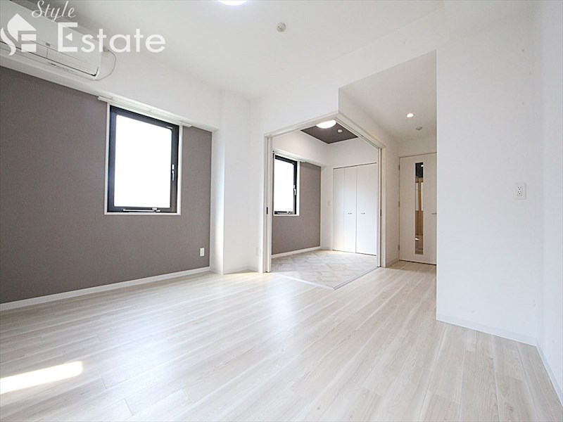 居室・リビング　内装