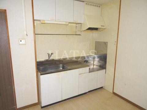 キッチン　同物件別部屋
