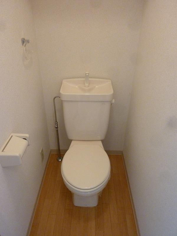 トイレ　サンフラッツ