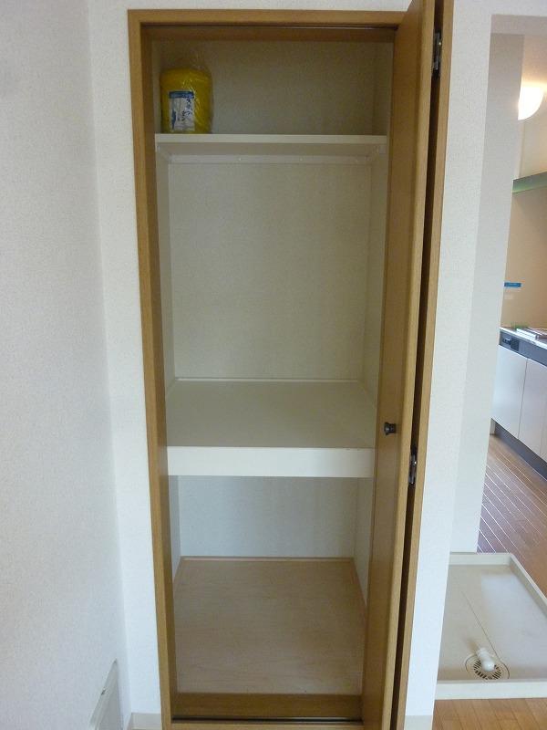 収納　サンフラッツ