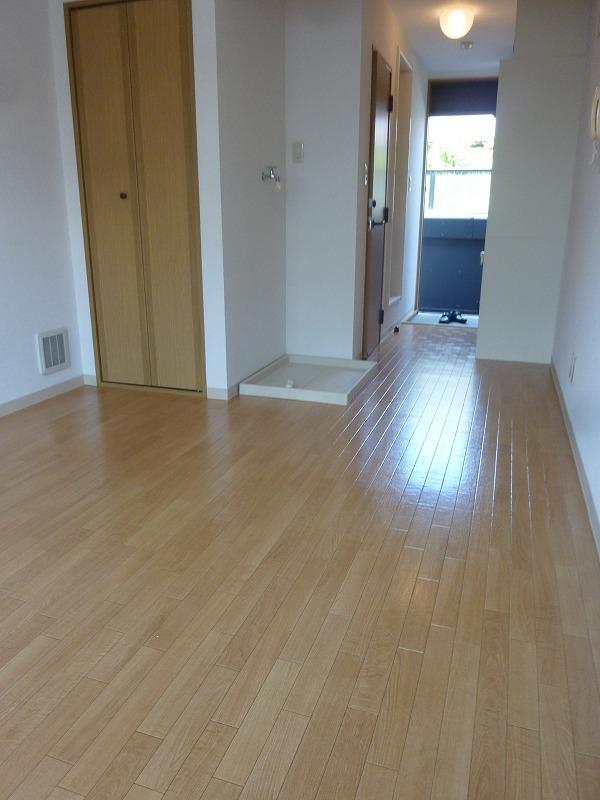 居室・リビング　サンフラッツ