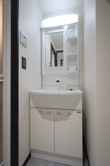 洗面設備　※別部屋の写真です