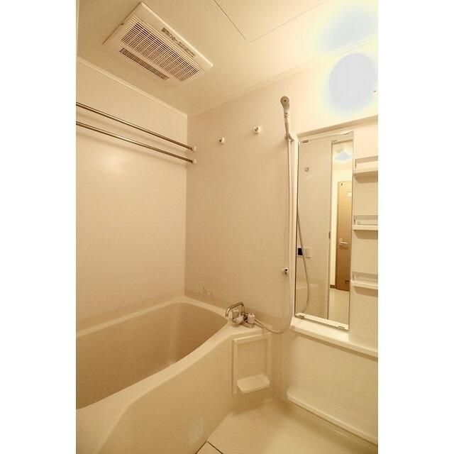 バス・シャワールーム　お風呂です