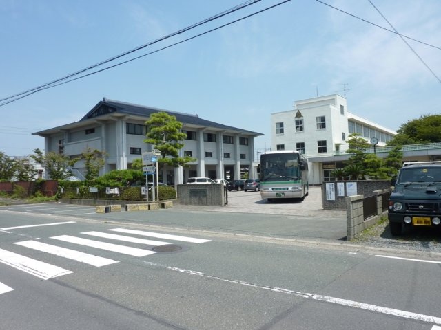 中学校　浜松市立江西中学校（中学校）まで928m