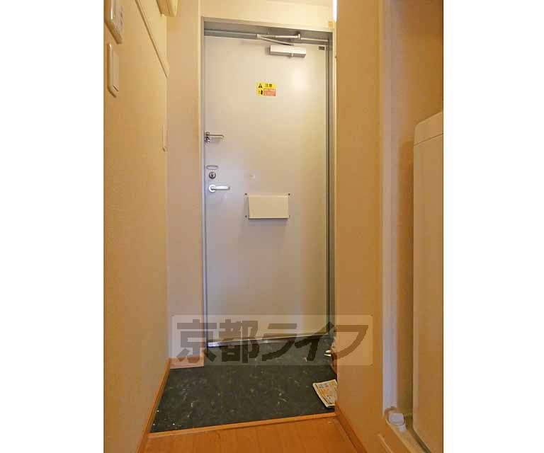 玄関　玄関です。