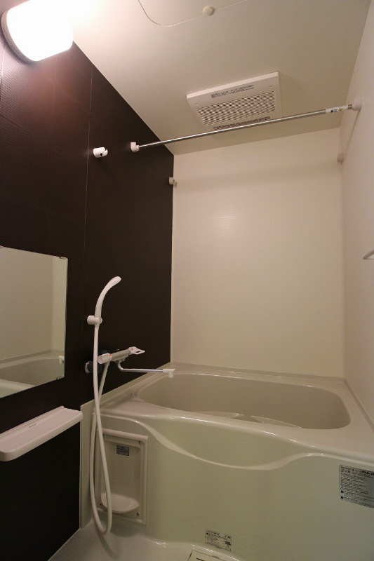 バス・シャワールーム　同型参考写真