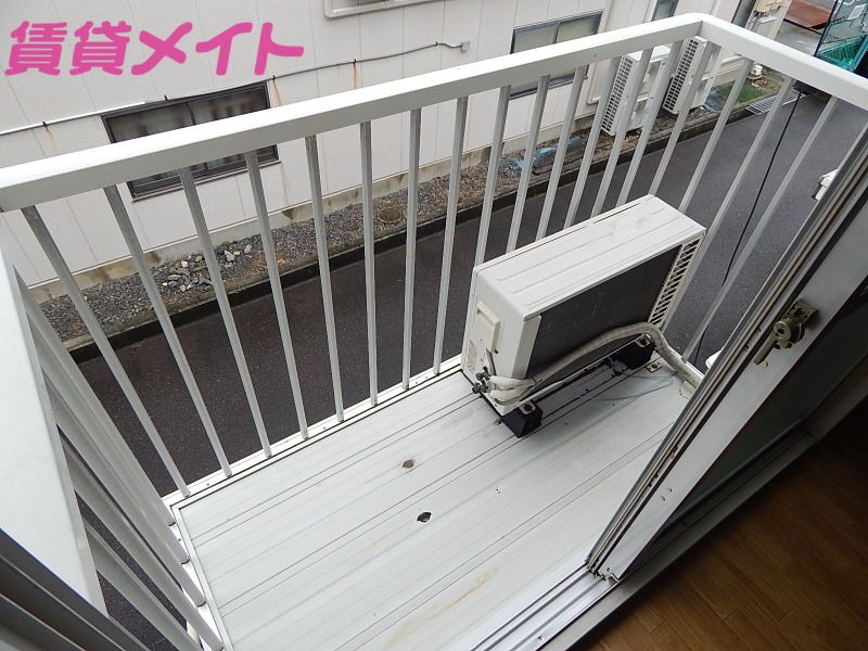 バルコニー　同物件別室写真