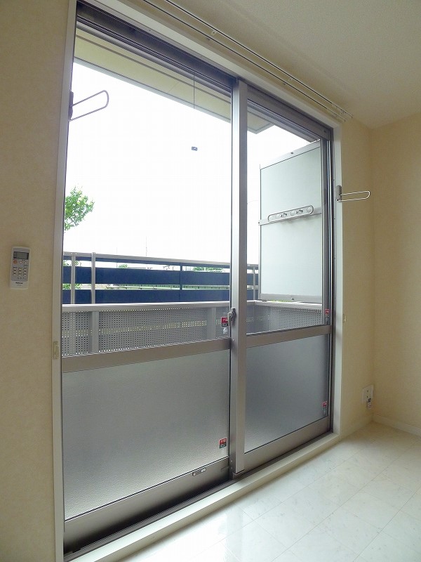 その他設備　室内物干しがついてます