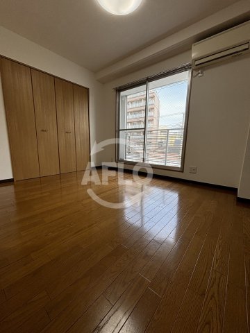 居室・リビング　巨匠　リビング