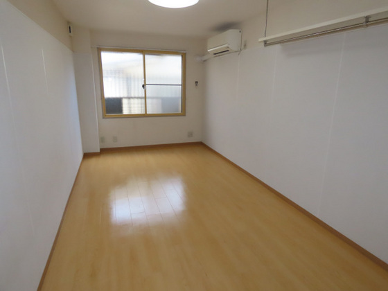 居室・リビング　他号室のお写真です